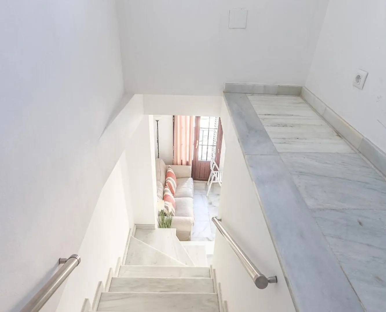 Bonito Duplex Con Terraza Calle Feria Seville